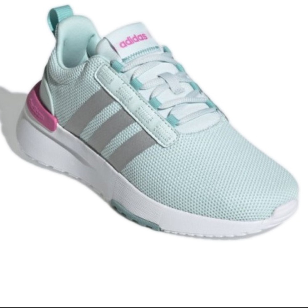 Brand new Adidas sneakers RACER TR21
